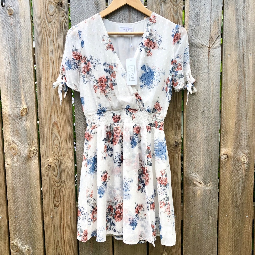 *🎉HP🎉 Sage the Label | Short Floral Wrap dress
